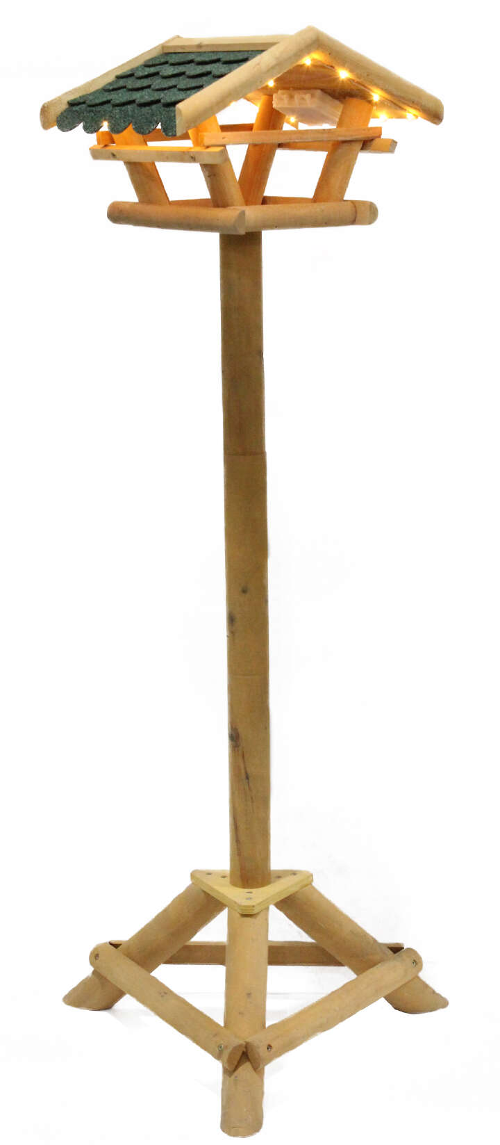 Vogelhaus Tirol mit Beleuchtung